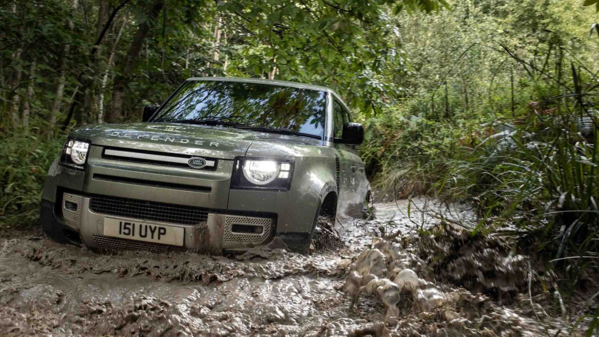 Land-Rover-Defender-review-3