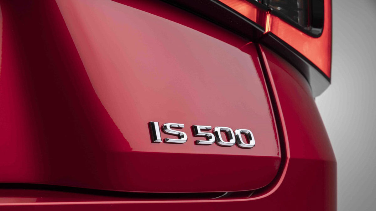 Lexus-IS500-F-Sport-4