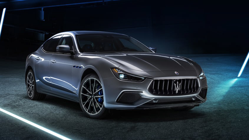 Maserati-Ghibli-Hybrid-revealed-1