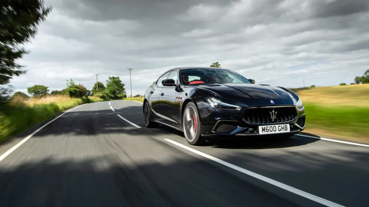 Maserati-Ghibli-Trofeo-2022-review-1