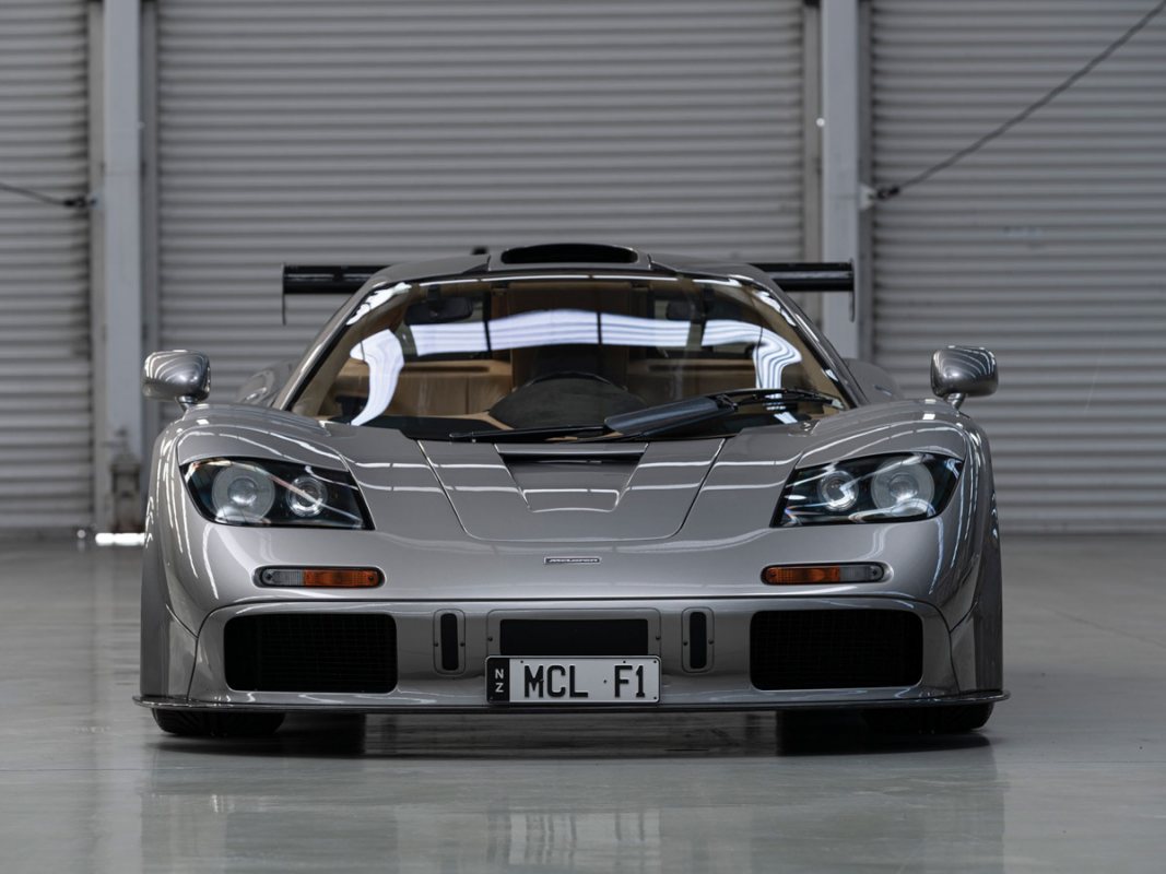 McLaren-F1-built-3