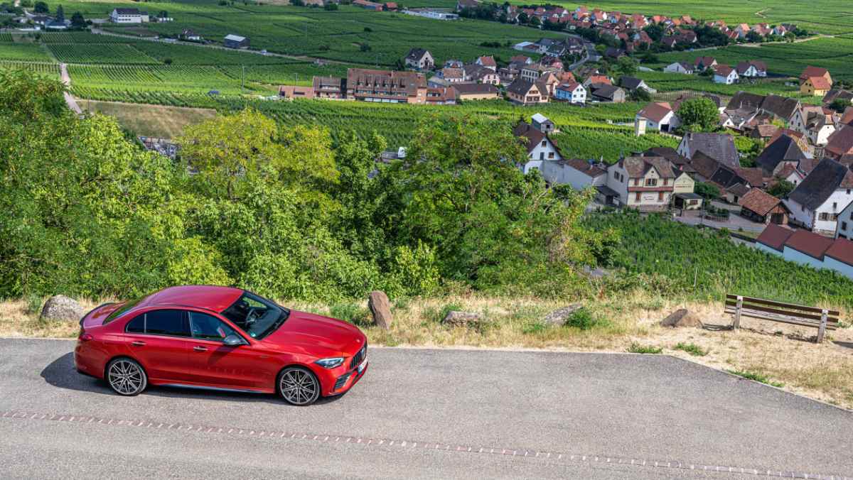 Mercedes-AMG-C43-2022-Review-8