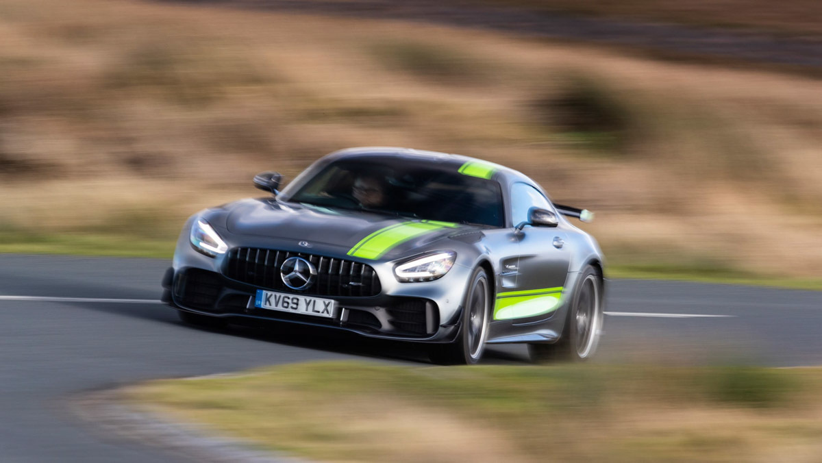 Mercedes-AMG-GT-review-8
