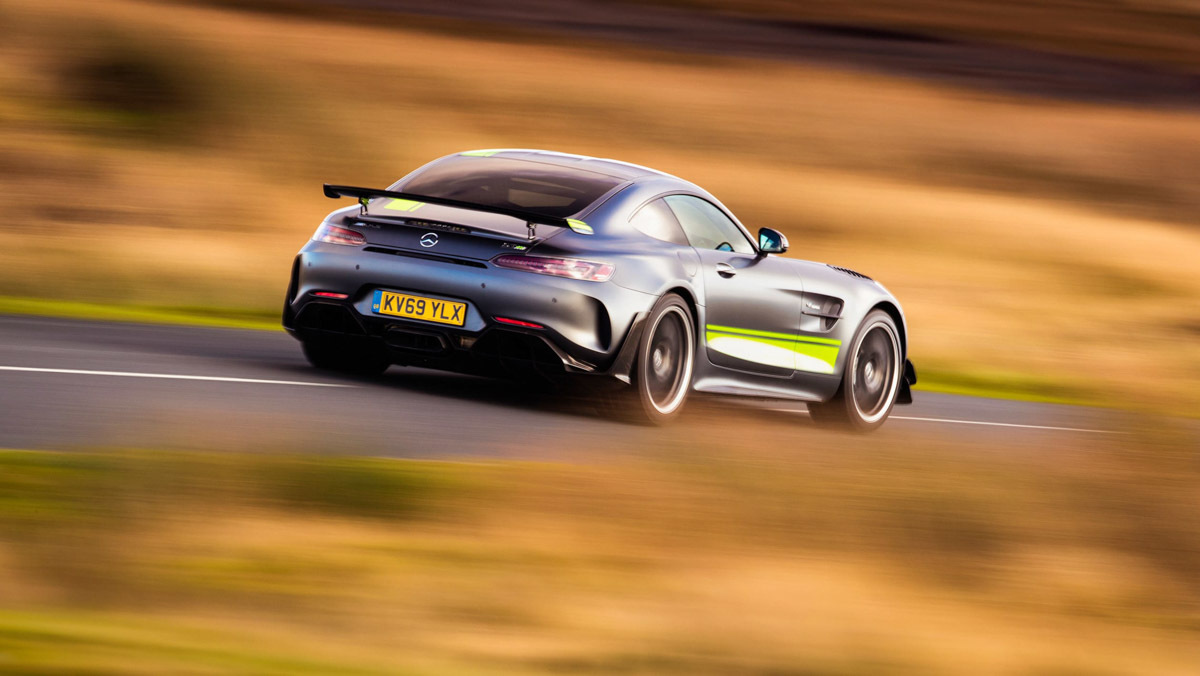 Mercedes-AMG-GT-review-9
