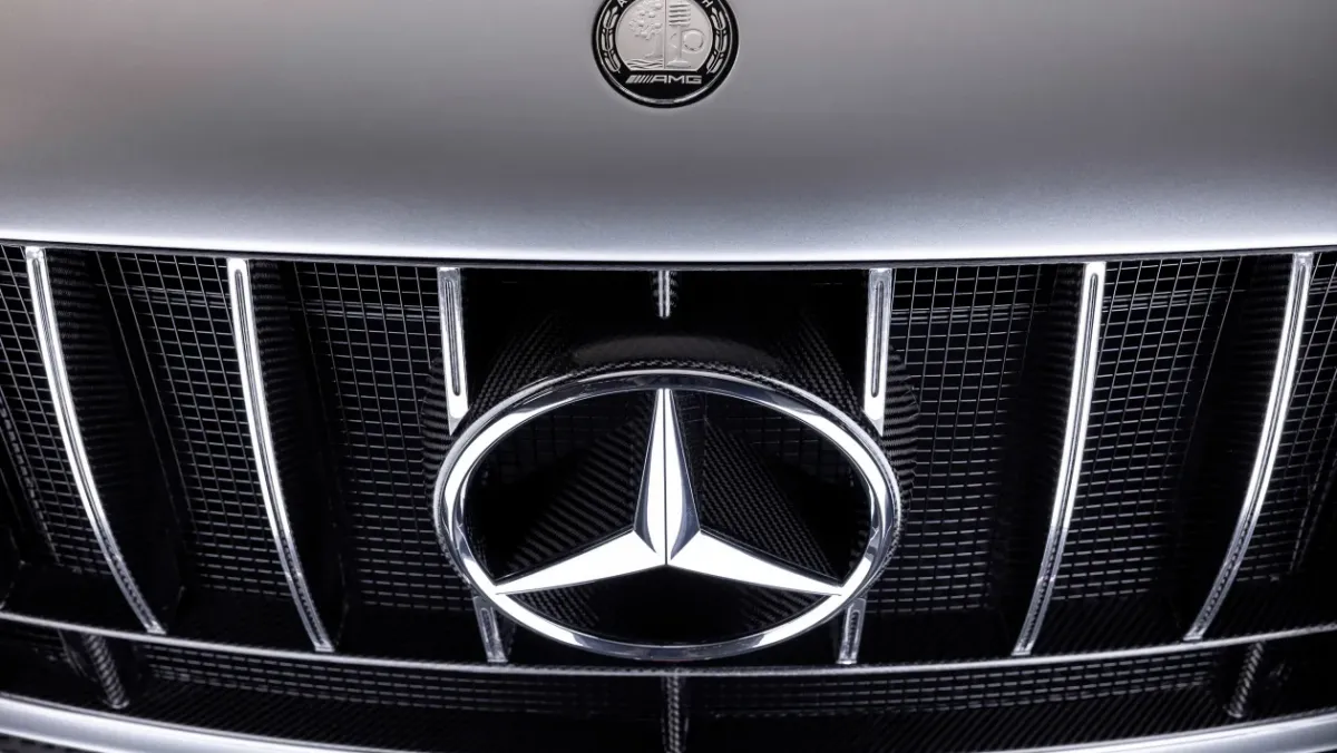 Mercedes-AMG-GT-Track-Series-6