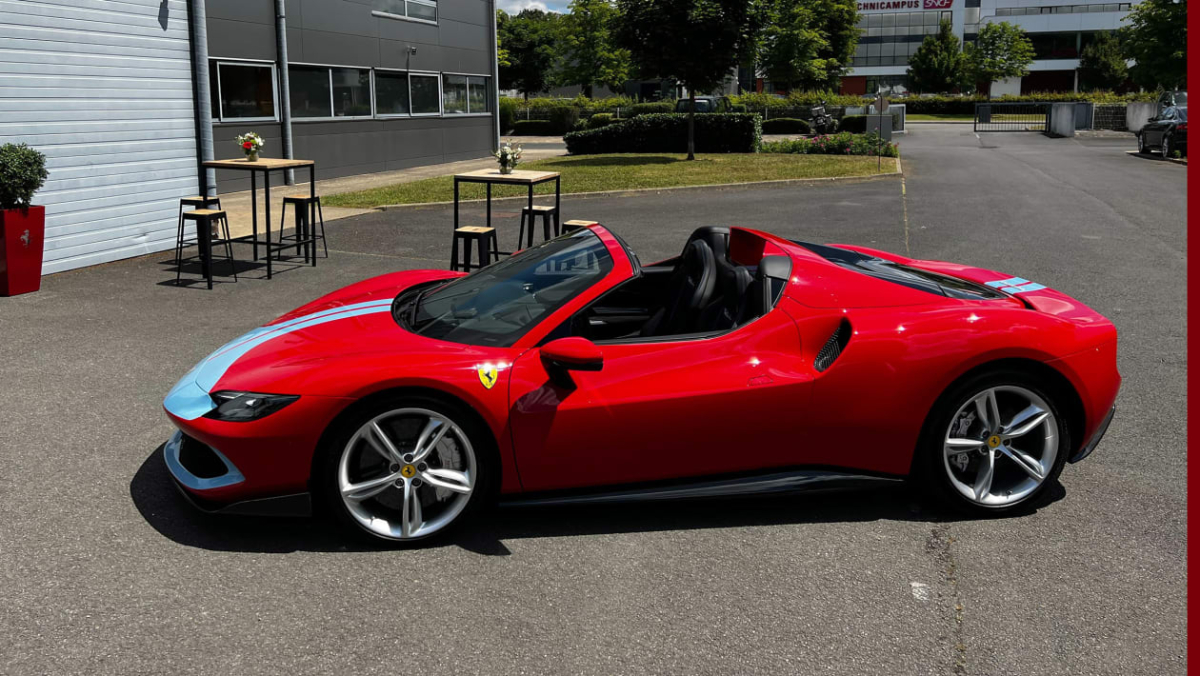 New-Ferrari-296-GTS-13