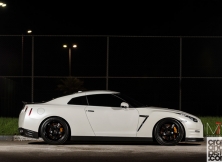nissan-gt-r-m7m-photography-05