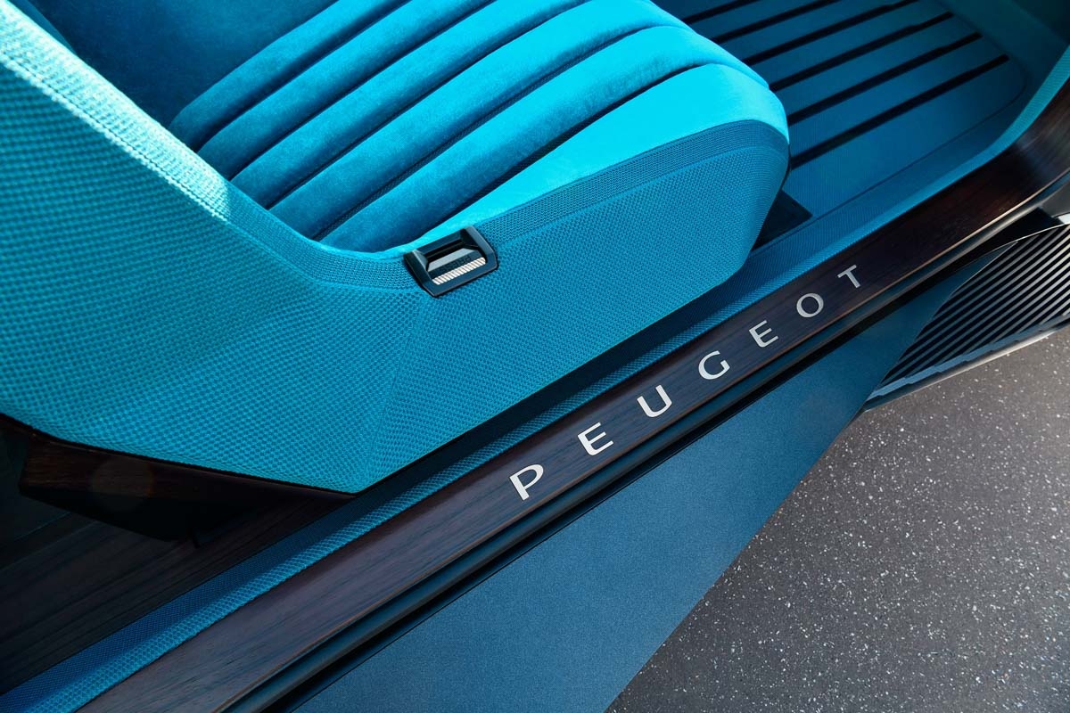 Peugeot e-Legend Concept revealed-7