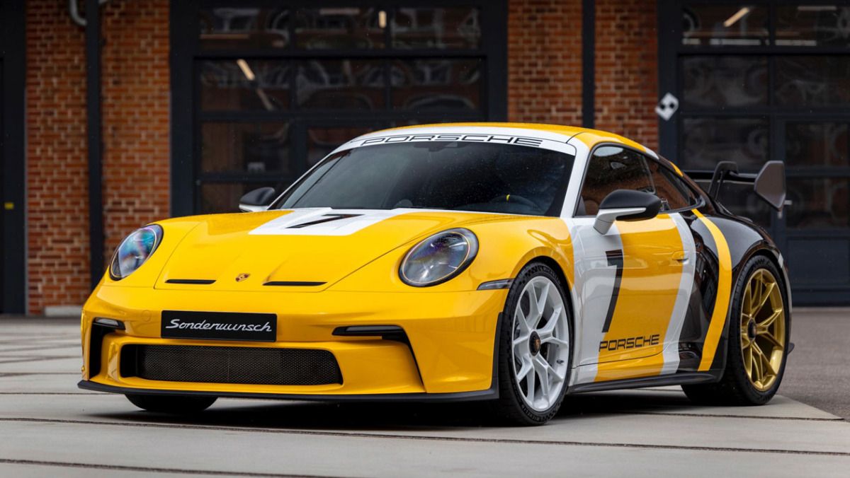 Porsche-911-GT3-Le-Mans-11