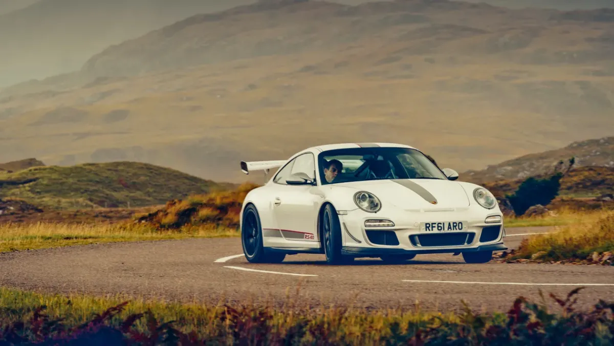 Porsche-911-GT3-RS-4-review-2022-5