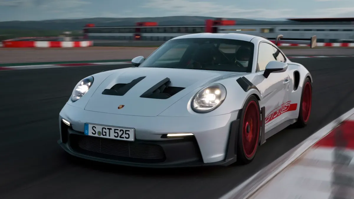 Porsche-911-GT3-RS-11
