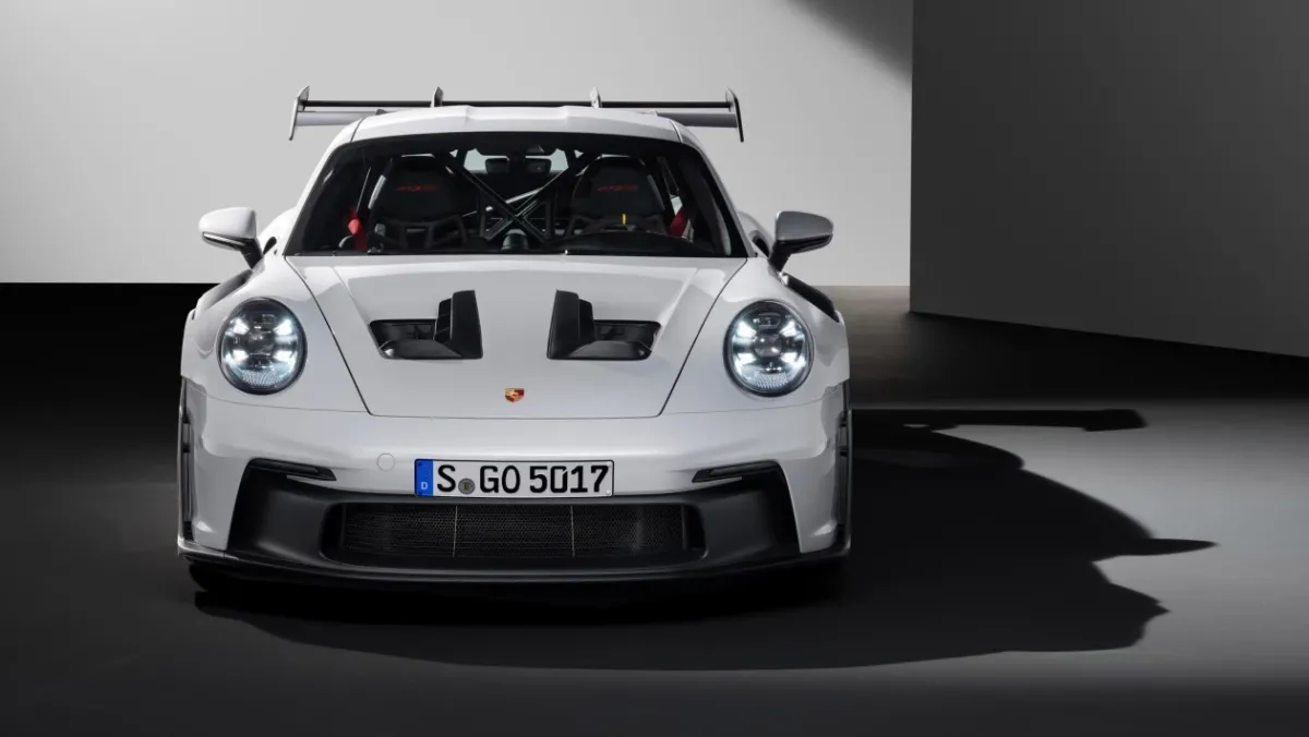 Porsche-911-GT3-RS-16