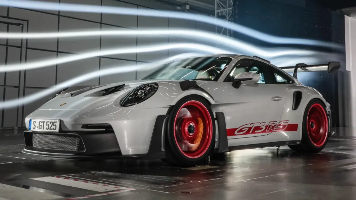 Porsche-911-GT3-RS-5