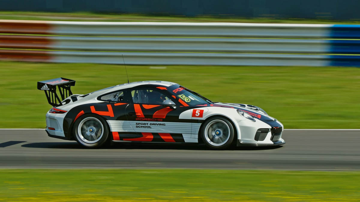 Porsche-911-RSR-v-GT3-R-v-GT3-Cup-8-6