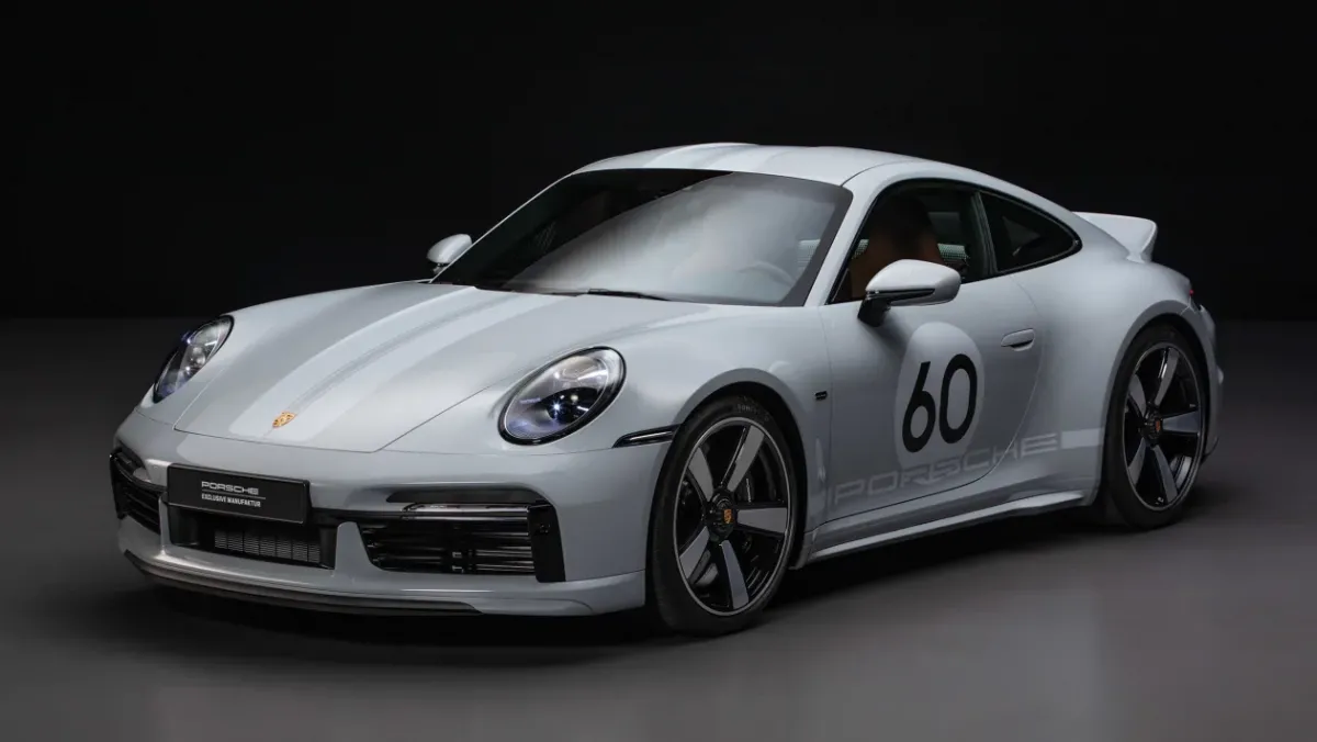 Porsche-911-Sport-Classic-9