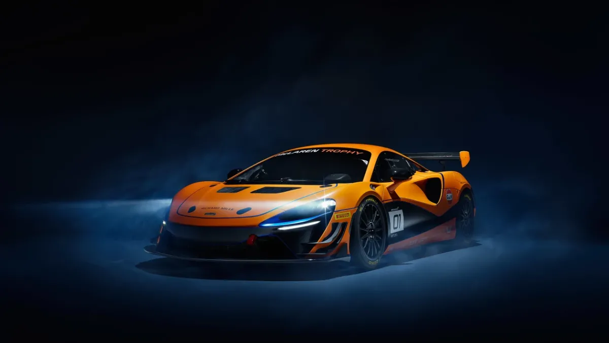 Pro-Am-McLaren-1