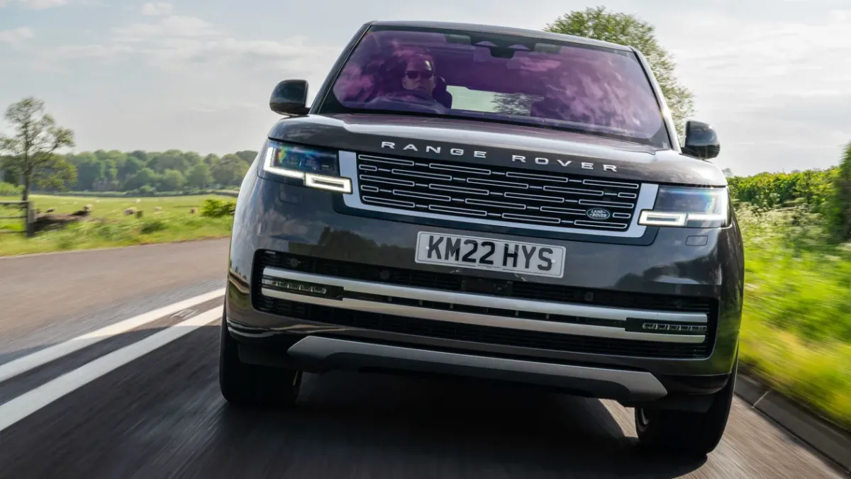 Range-Rover-2022-review-11