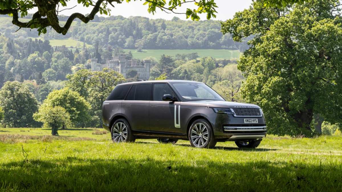 Range-Rover-2022-review-6