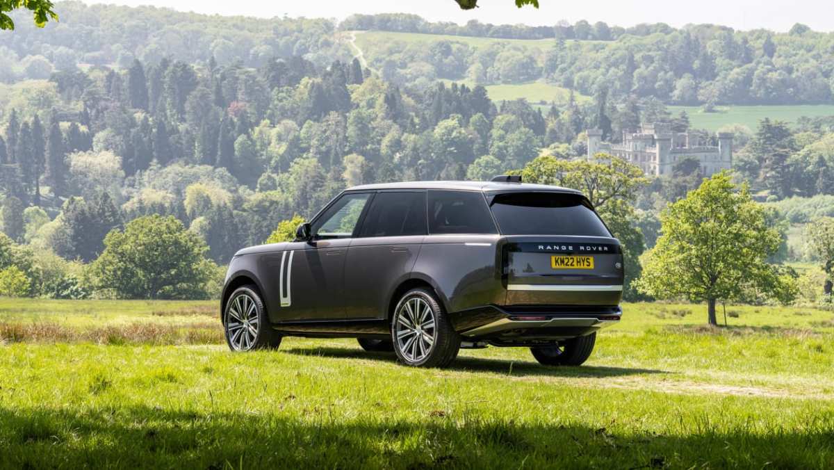 Range-Rover-2022-review-7