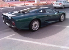 Jaguar XJ220 Dubai